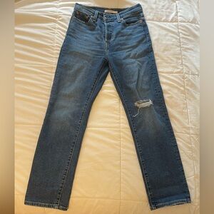 straight leg Levi Jeans